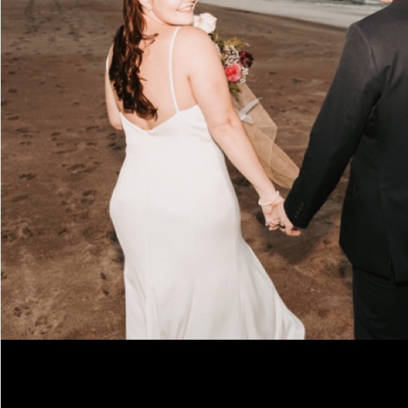 Wedding Dress, altered to 5’3 height, standard clothing size 8 - Picture 2 of 3